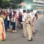 మధురవాడలో ట్రాఫిక్ పోలీసుల స్పెషల్ డ్రైవ్.