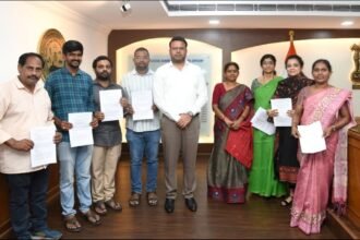 జీవీఎంసీలో 25 మంది ఉద్యోగులకు పదోన్నతులు